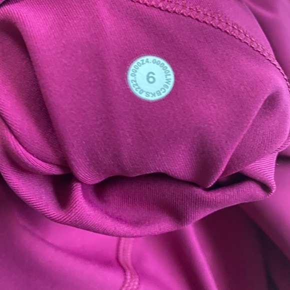 Lululemon Swift Speed Leggings - Picture 8 of 9